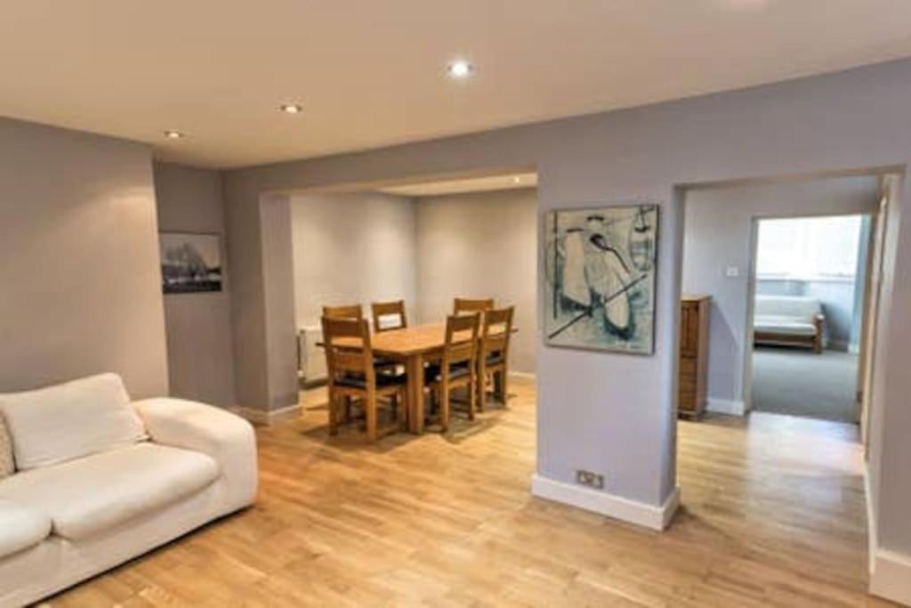 Charming Apartment In Deal Near The Beach & Town Exterior photo